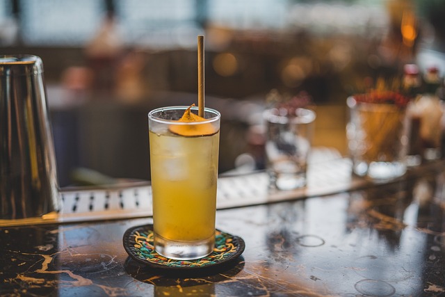 drink-6878000_640